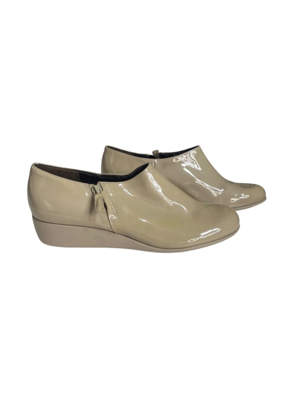 Cole Haan Patent Leather Wedge Slip On Shoes Size 8 Beige